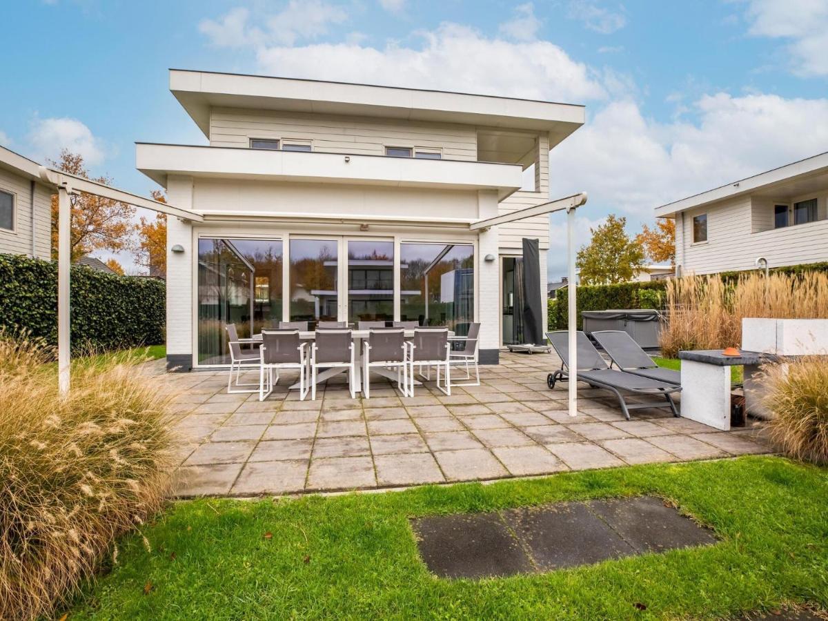 Modern Villa Near Harderwijk With Whirlpool เซโวลเดอ ภายนอก รูปภาพ