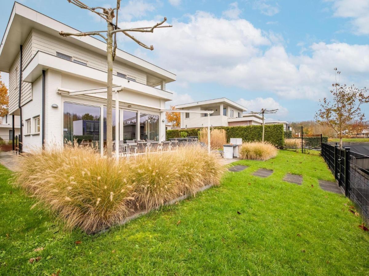 Modern Villa Near Harderwijk With Whirlpool เซโวลเดอ ภายนอก รูปภาพ
