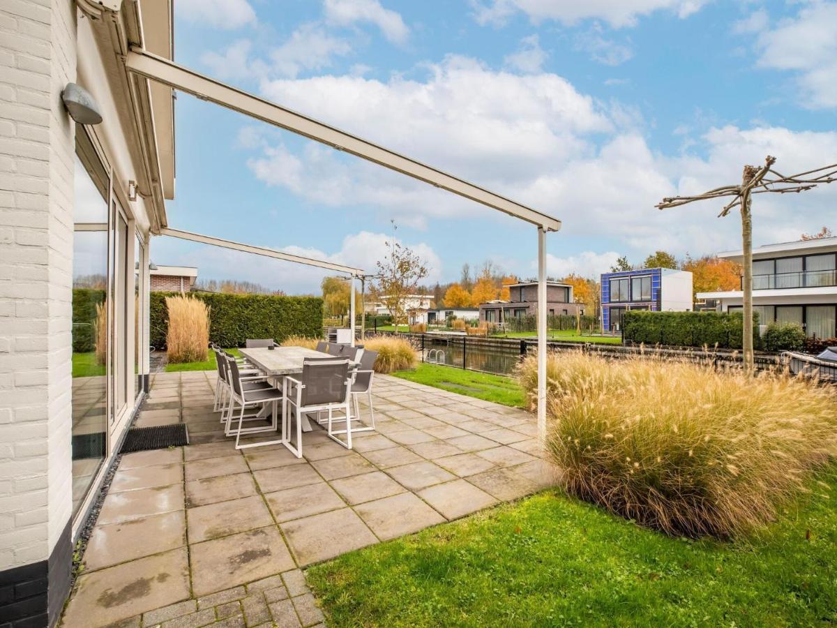 Modern Villa Near Harderwijk With Whirlpool เซโวลเดอ ภายนอก รูปภาพ